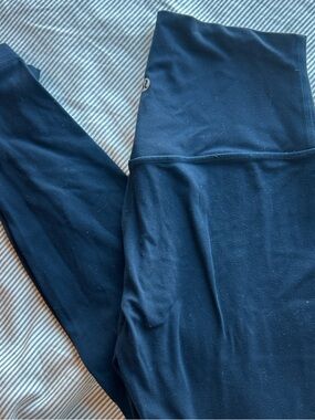Navy lululemon align leggings